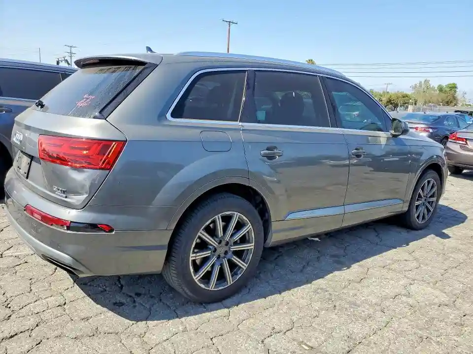 WA1VAAF76HD007837 2017 AUDI Q7-2