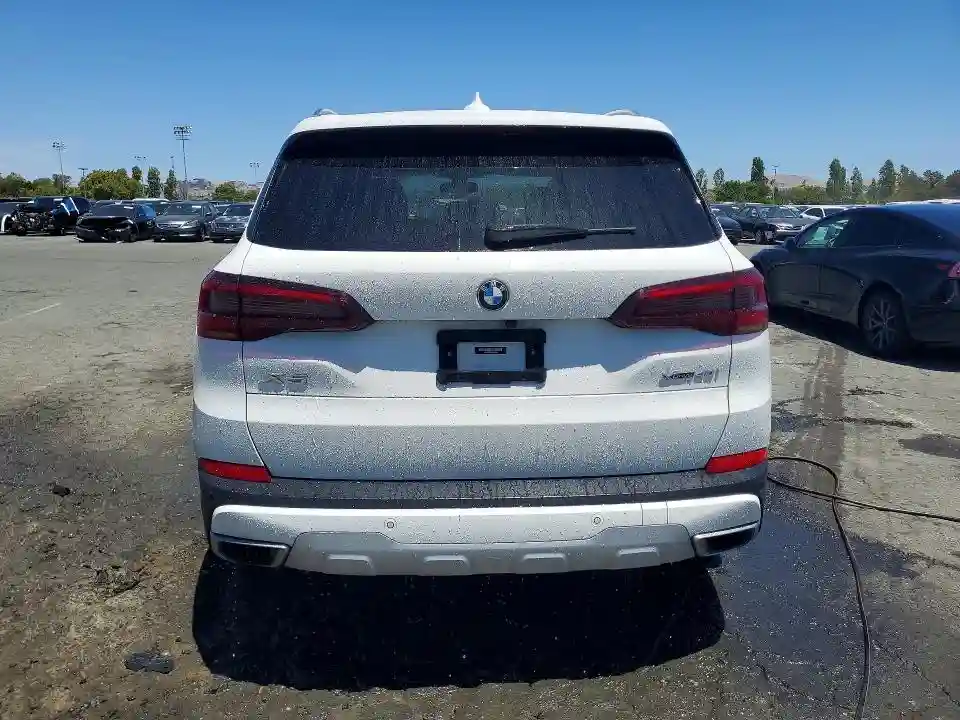 5UXCR6C01P9N92126 2023 BMW X5-5