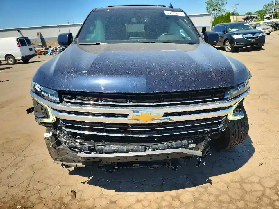 1GNSKNKD5NR173118 2022 CHEVROLET TAHOE-4