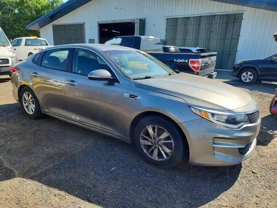 5XXGT4L30JG249188 2018 KIA OPTIMA-3