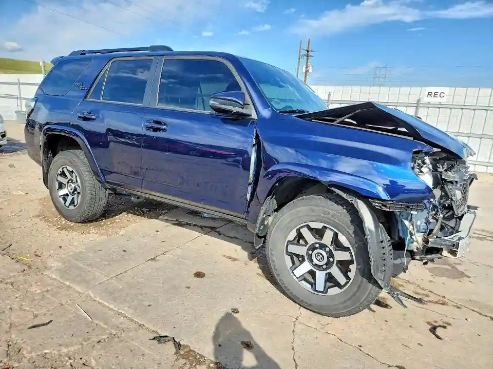 JTEBU5JR4L5822357 2020 TOYOTA 4RUNNER-3