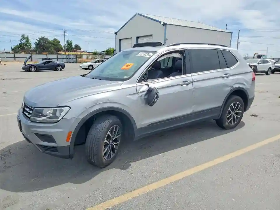 3VV2B7AXXKM084613 2019 VOLKSWAGEN TIGUAN-0