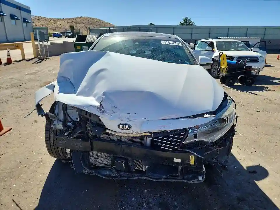 5XXGV4L2XGG074863 2016 KIA OPTIMA-4