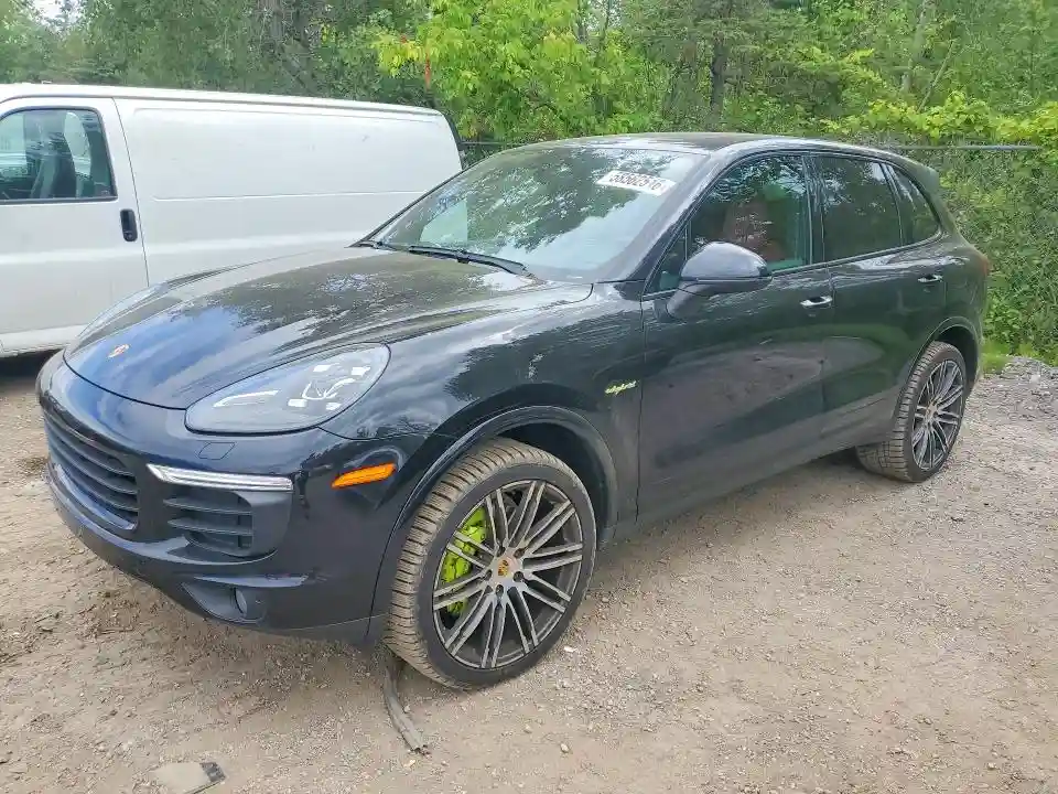 WP1AE2A27HLA68810 2017 PORSCHE CAYENNE-0