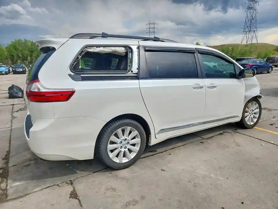 5TDDK3DC2FS095250 2015 TOYOTA SIENNA-2