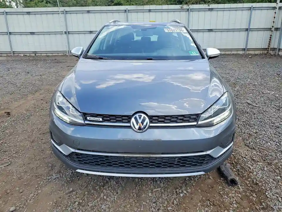 3VWH17AU1JM766289 2018 VOLKSWAGEN GOLF-4