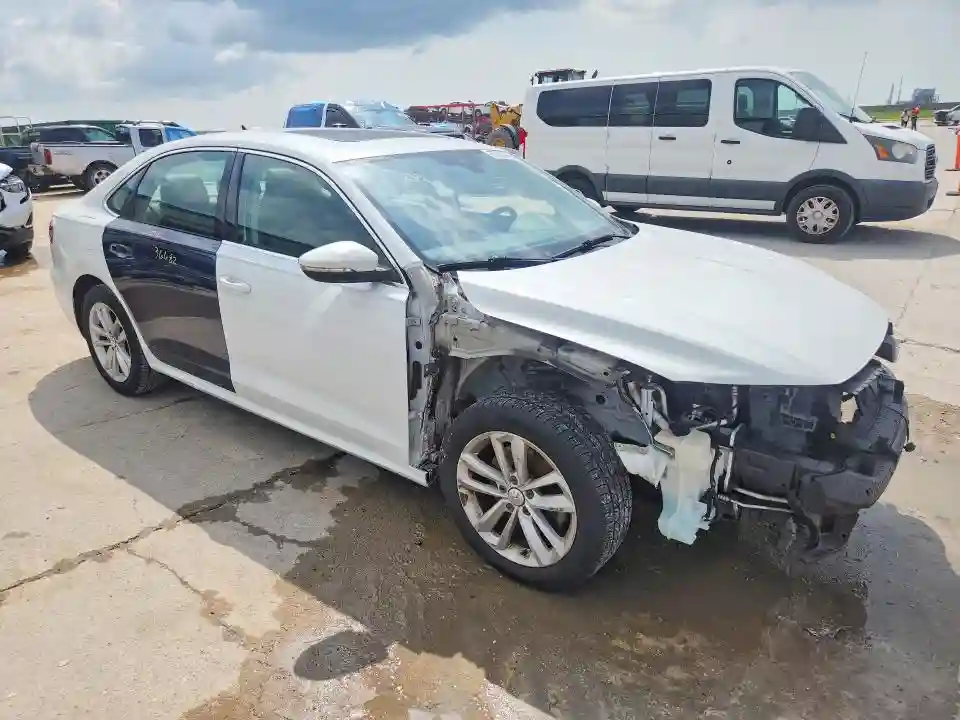 1VWWA7A3XLC005957 2020 VOLKSWAGEN PASSAT-3
