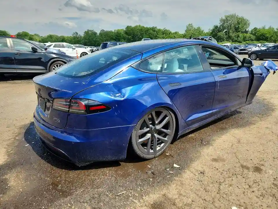 5YJSA1E68PF499120 2023 TESLA MODEL S-2