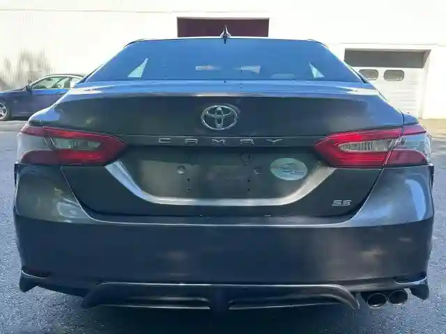 4T1B11HK8KU169725 2019 TOYOTA CAMRY-4