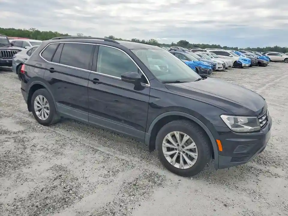 3VV2B7AX9KM036794 2019 VOLKSWAGEN TIGUAN-3