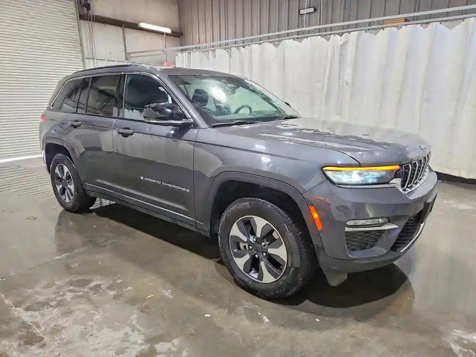 1C4RJYB68R8516156 2024 JEEP CHEROKEE-3