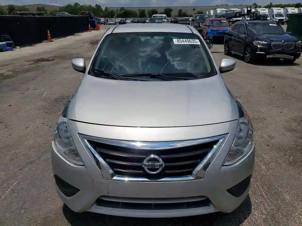 3N1CN7APXJL824887 2018 NISSAN VERSA S PL-4