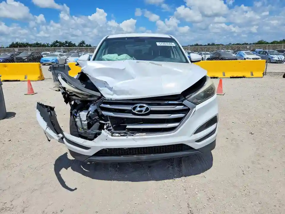 KM8J23A44JU702958 2018 HYUNDAI TUCSON-4