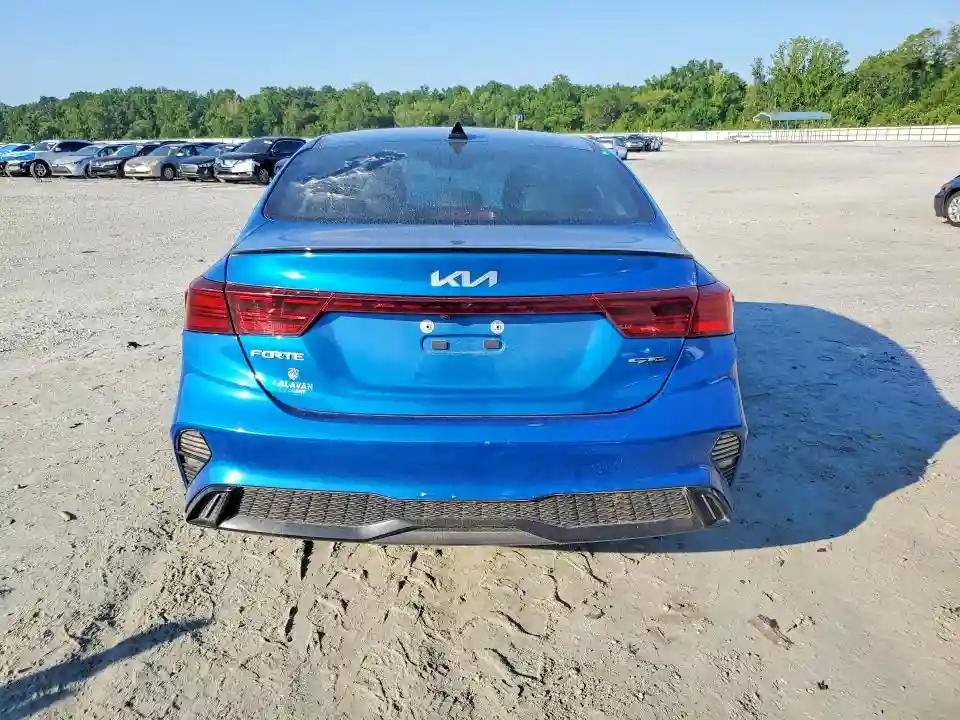 3KPF54AD5PE661576 2023 KIA FORTE-5