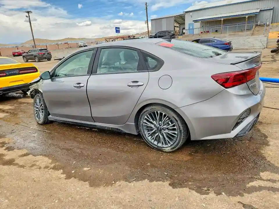 3KPF54AD9RE812566 2024 KIA FORTE-1