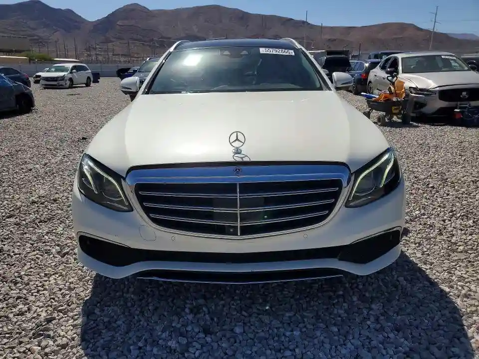 WDDZH6JB2KA607975 2019 MERCEDES-BENZ E-CLASS-4