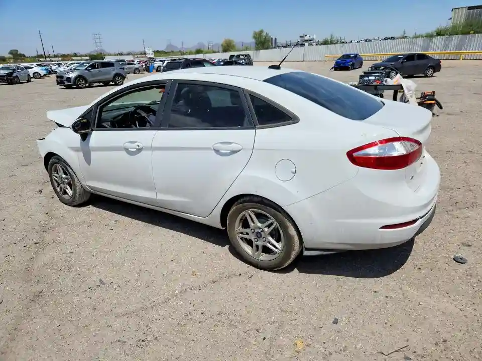3FADP4BJ7JM118836 2018 FORD FIESTA-1