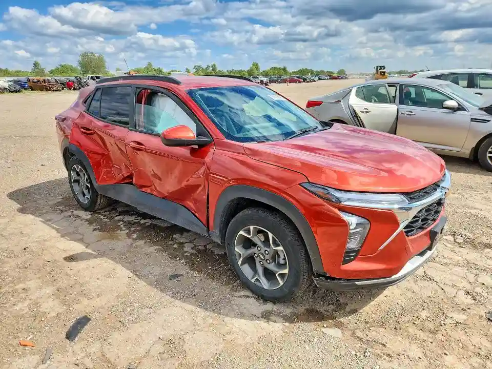 KL77LHE24RC117099 2024 CHEVROLET TRAX-3