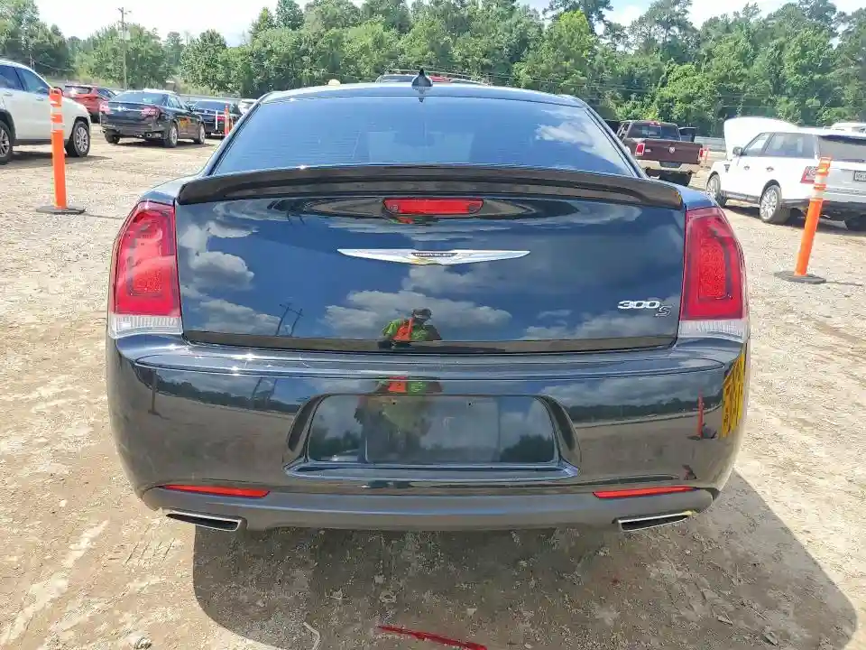 2C3CCABGXKH517197 2019 CHRYSLER 300-5