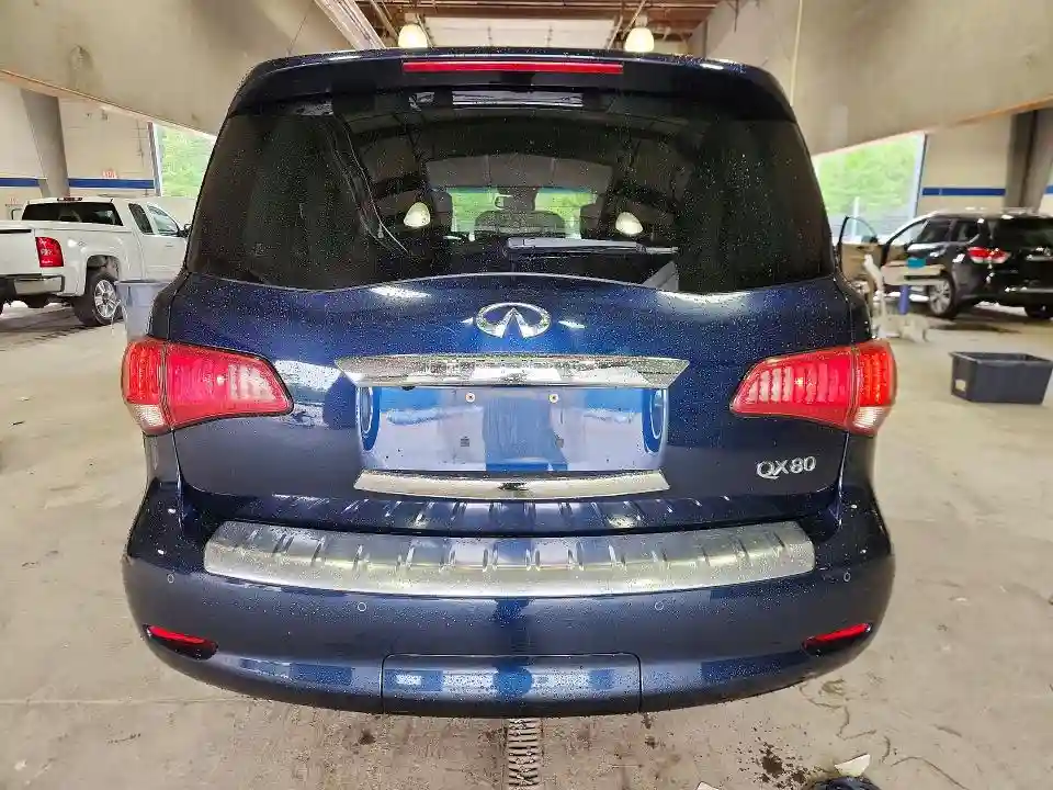 JN8AZ2NF8H9640472 2017 INFINITI QX80-5