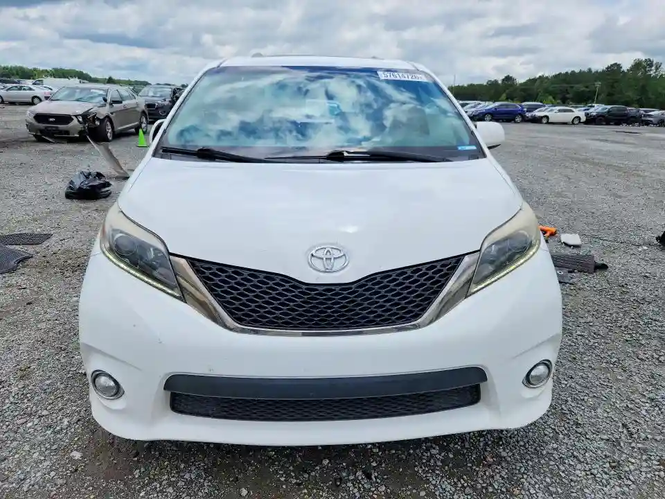 5TDXZ3DC2HS873249 2017 TOYOTA SIENNA-4