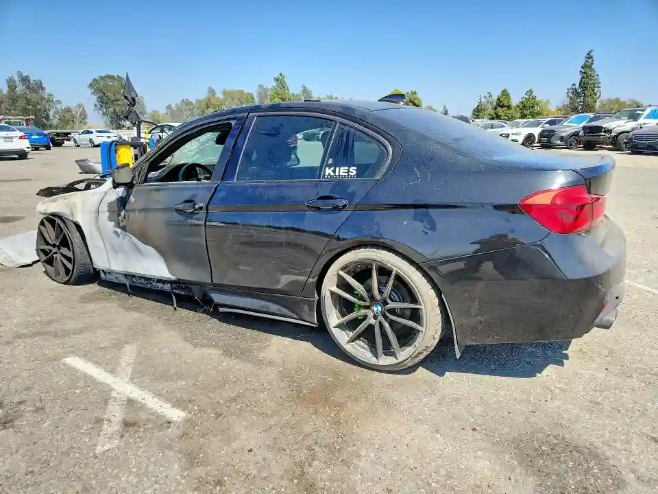 WBA8B9G34HNU55818 2017 BMW 3 SERIES-1