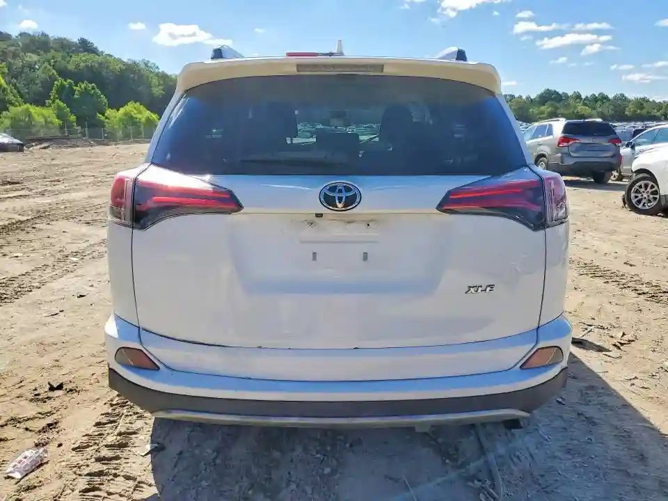 JTMWFREV0JJ167956 2018 TOYOTA RAV4-5