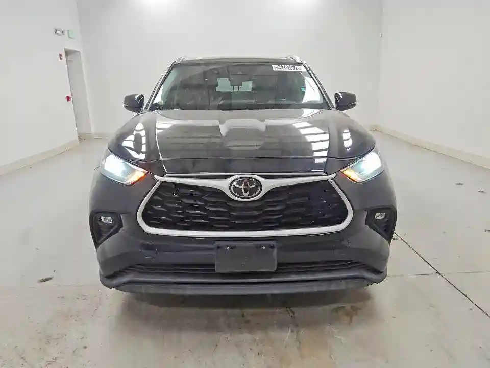 5TDGZRBHXMS525260 2021 TOYOTA HIGHLANDER-4