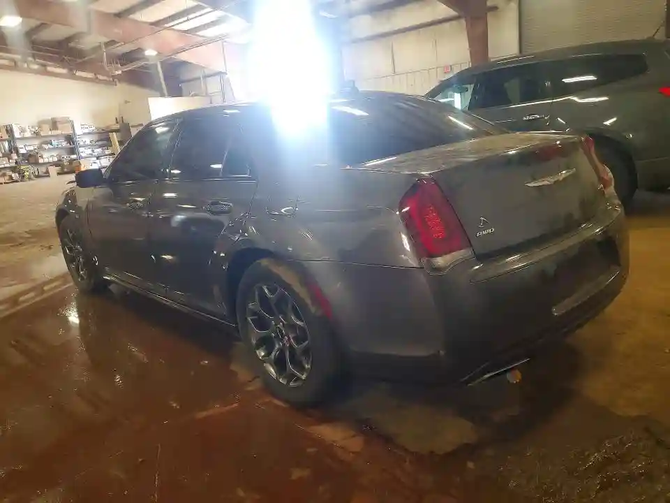 2C3CCAGG0GH261975 2016 CHRYSLER 300-1