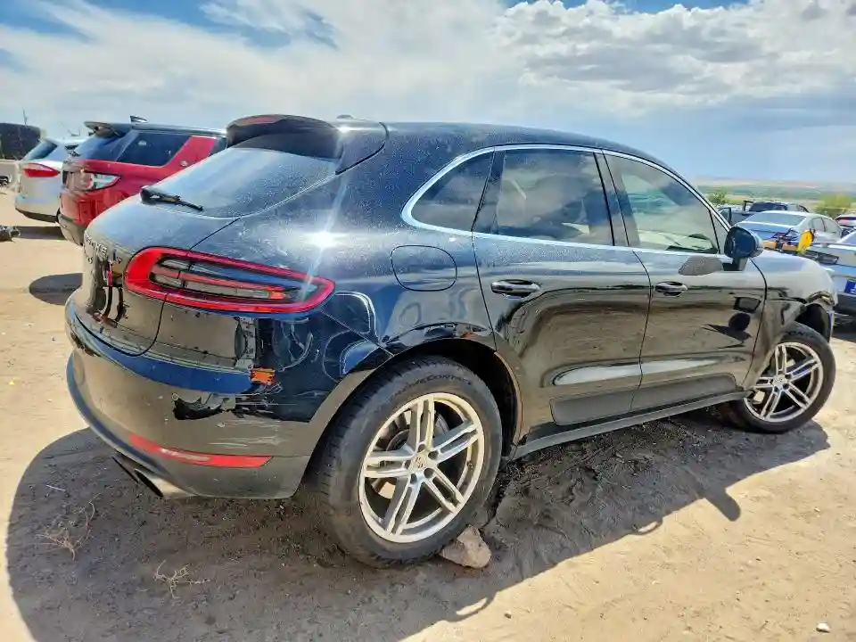 WP1AB2A54GLB52973 2016 PORSCHE MACAN-2