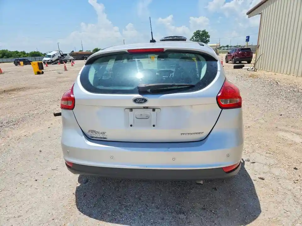 1FADP3N28HL272434 2017 FORD FOCUS-5