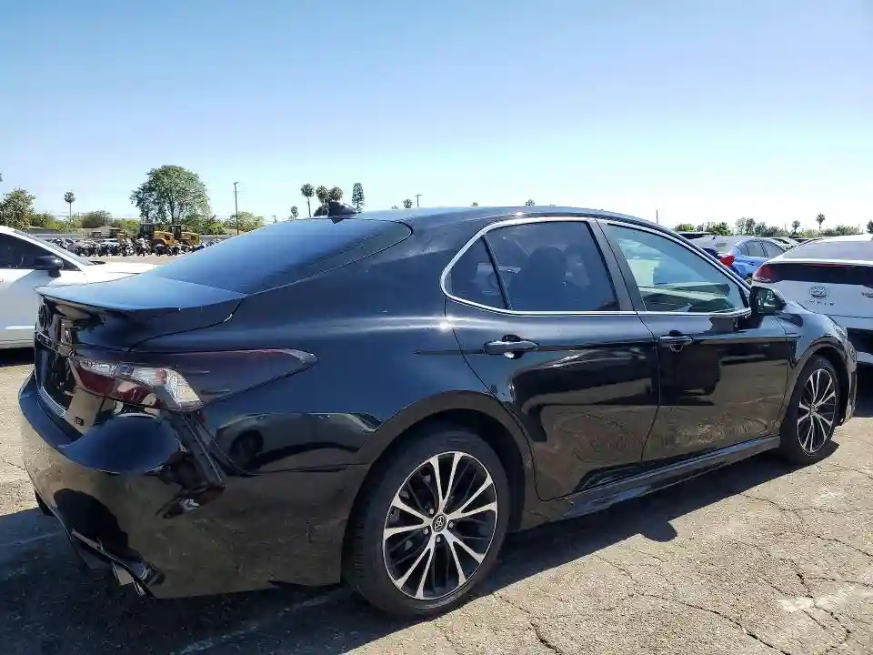 4T1G11AK6NU669306 2022 TOYOTA CAMRY-2