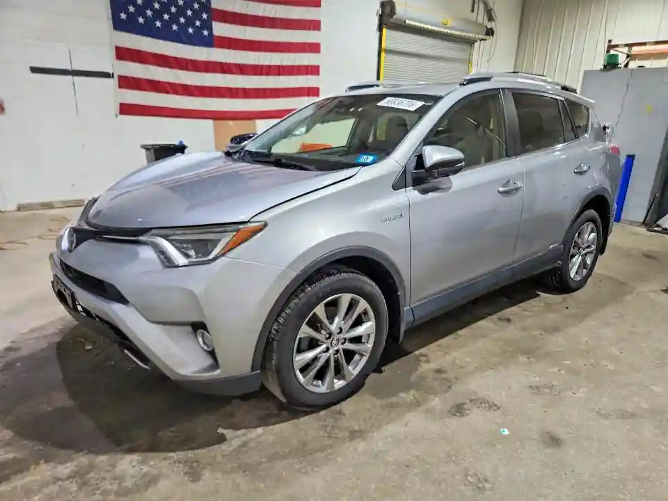 JTMDJREV4JD184960 2018 TOYOTA RAV4-0