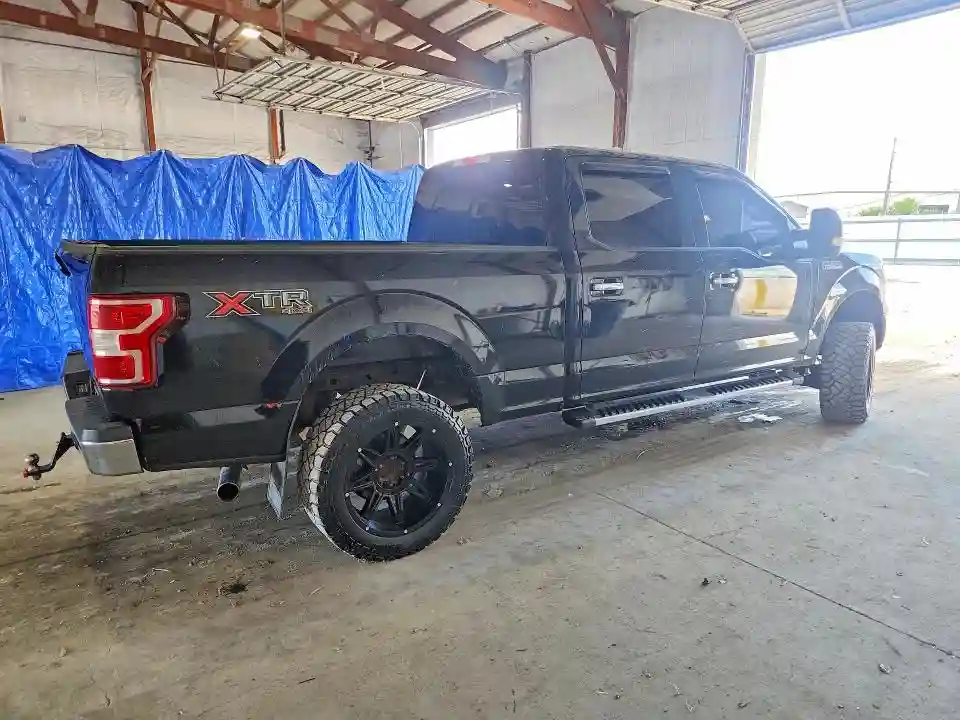 1FTFW1EGXJFB91624 2018 FORD F150-2