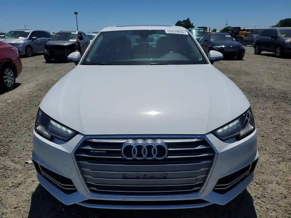 WAUDNAF46JA223042 2018 AUDI A4-4
