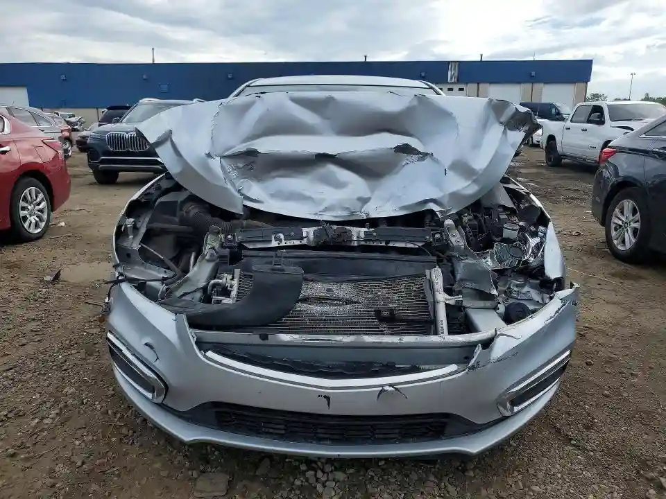 1G1PE5SB4G7173641 2016 CHEVROLET CRUZE-4