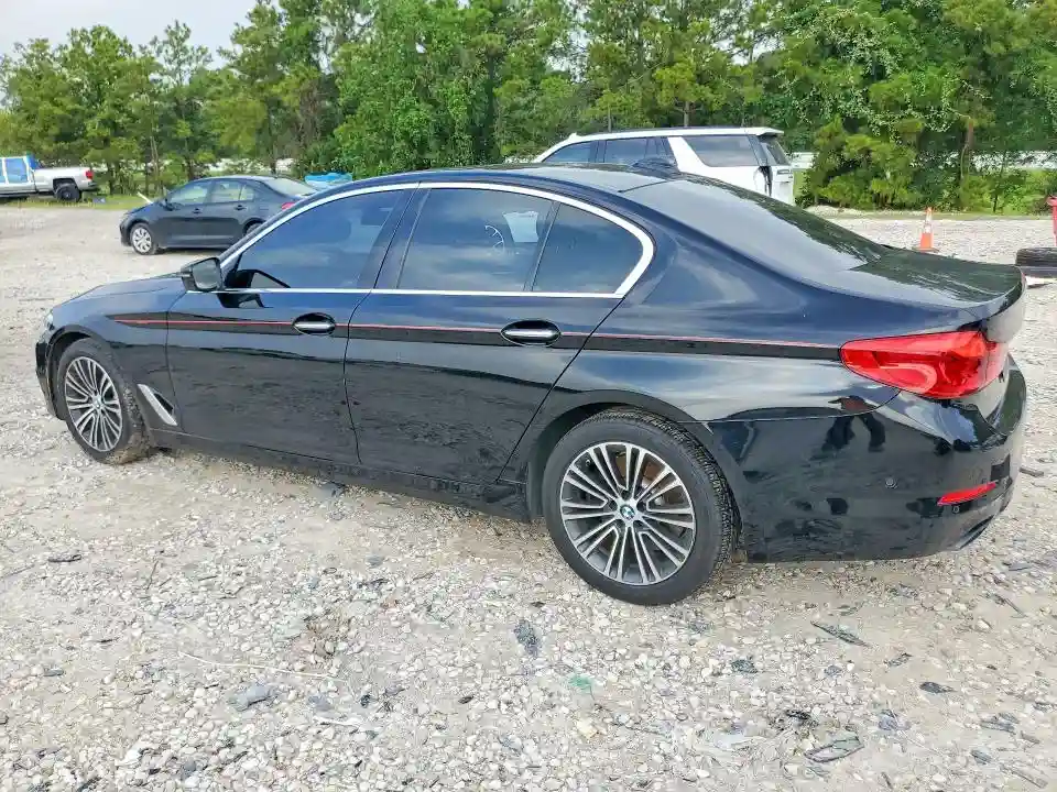 WBAJE5C39HG915776 2017 BMW 5 SERIES-1