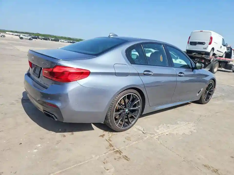 WBAJB9C5XJB035786 2018 BMW M5-2