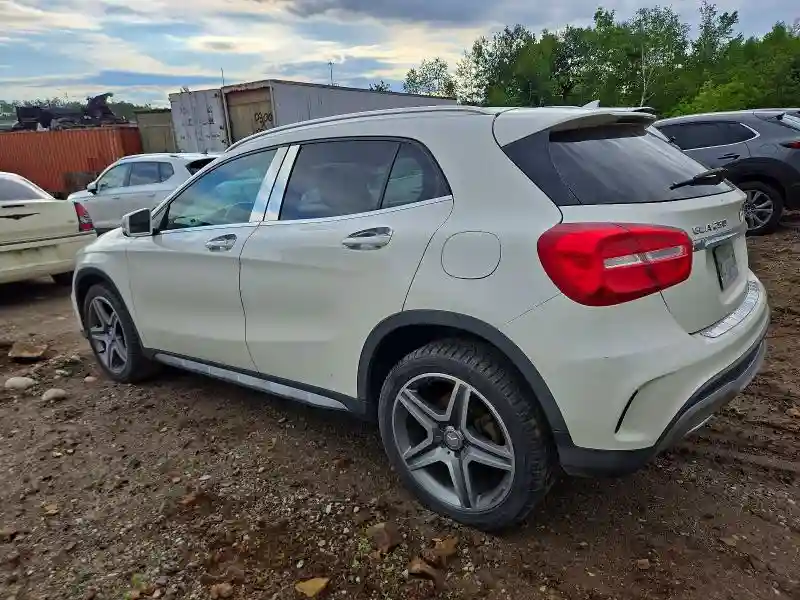 WDCTG4GB9GJ207704 2016 MERCEDES-BENZ GLA-CLASS-1