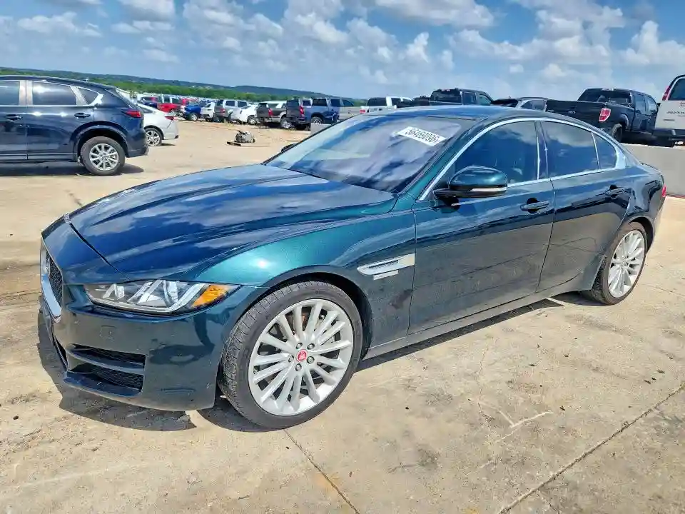 SAJAK4BV5HA966513 2017 JAGUAR XE-0