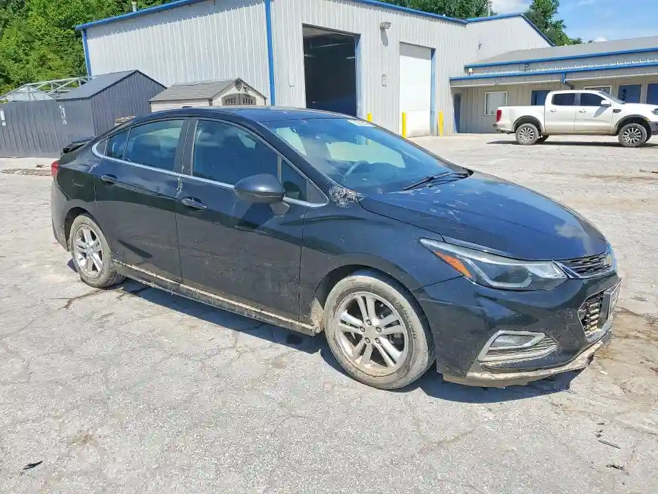 1G1BE5SM8H7267079 2017 CHEVROLET CRUZE-3