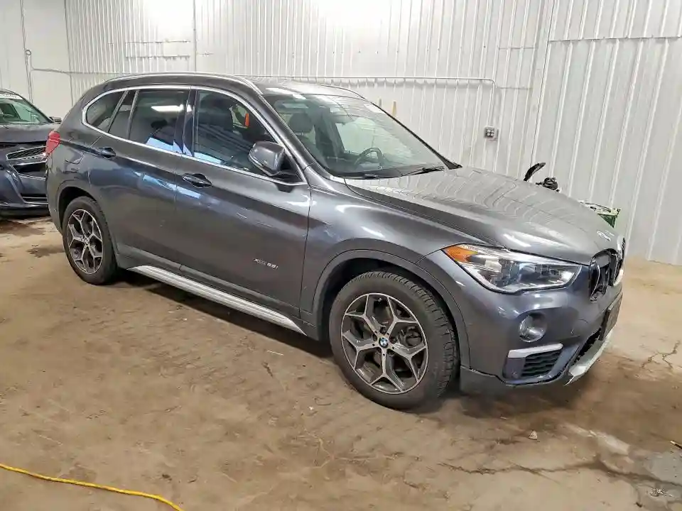 WBXHT3C36G5E53687 2016 BMW X1-3
