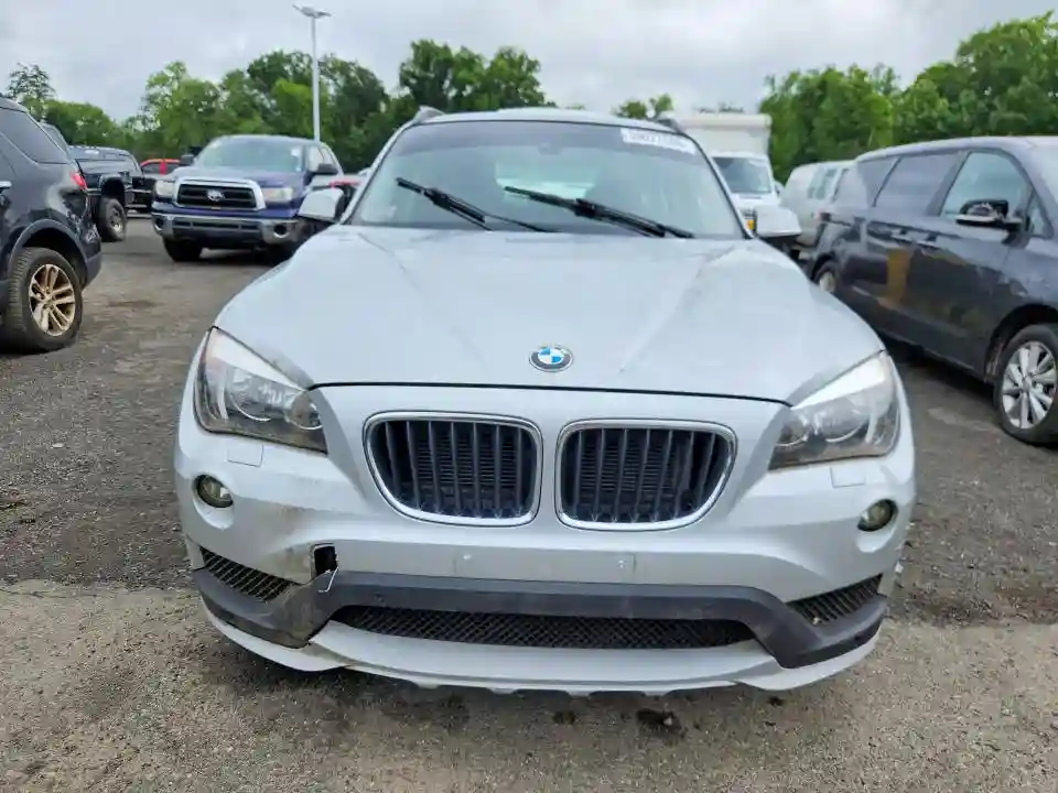WBAVL1C58FVY32527 2015 BMW X1-4