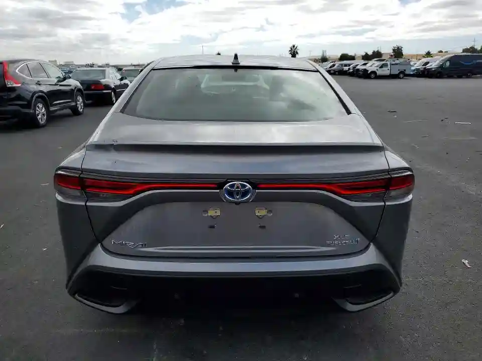 JTDAAAAA2MA000645 2021 TOYOTA MIRAI-5
