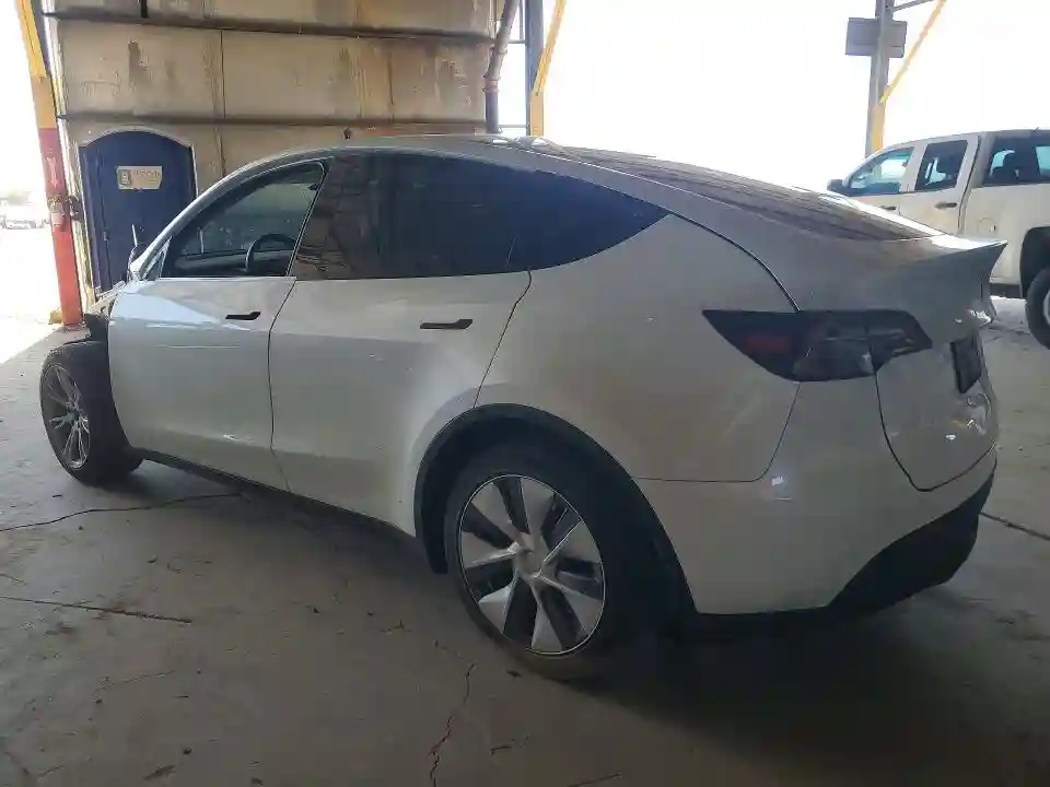 7SAYGDEEXPA093048 2023 TESLA MODEL Y-1