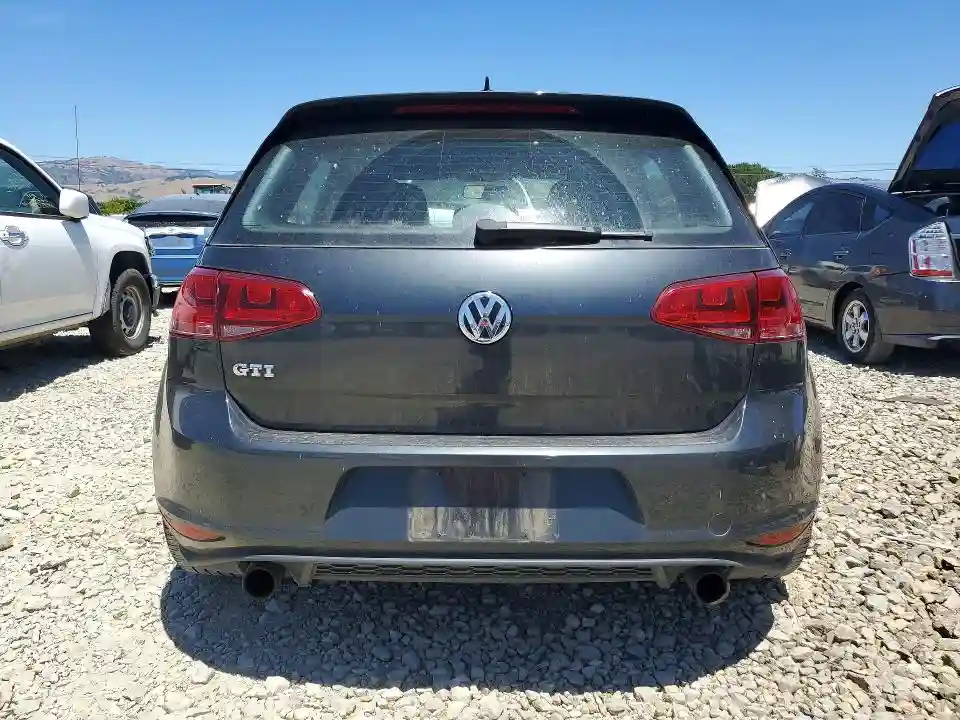 3VW4T7AU9GM065064 2016 VOLKSWAGEN GTI-5