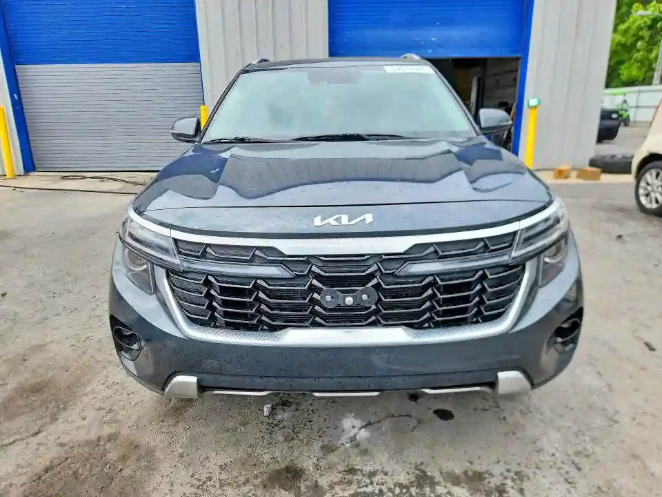 KNDEUCAA6R7497451 2024 KIA SELTOS-4