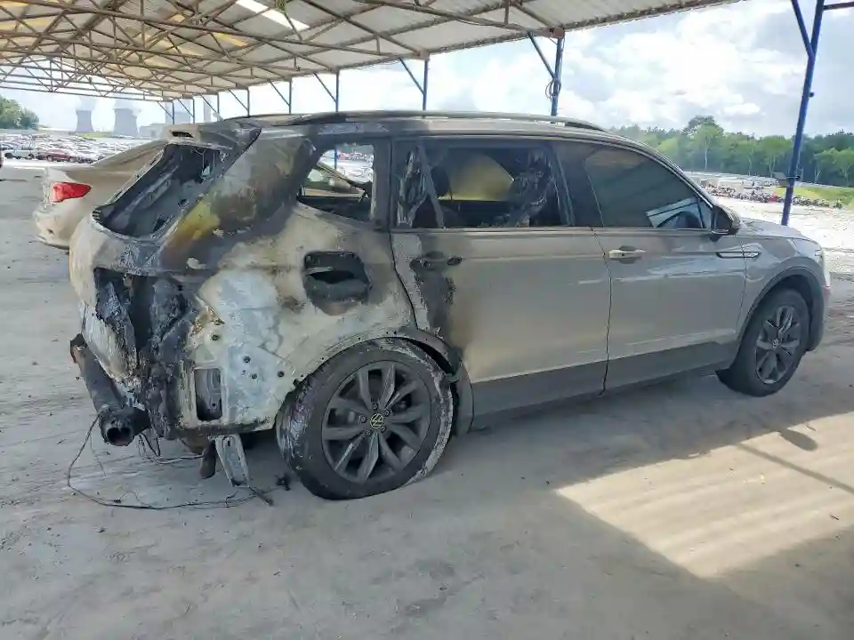 3VV3B7AX5NM166550 2022 VOLKSWAGEN TIGUAN-2