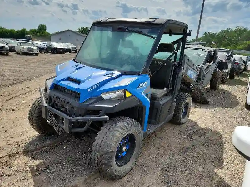 4XARTU992H7742997 2017 POLARIS SIDEBYSIDE-1