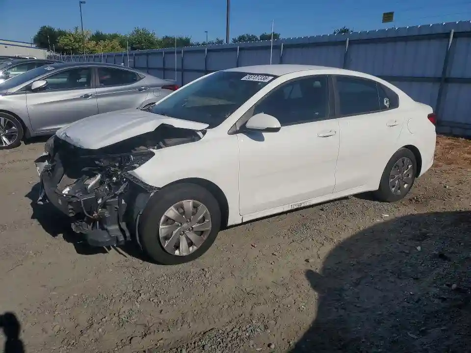 3KPA24AB9JE097245 2018 KIA RIO-0